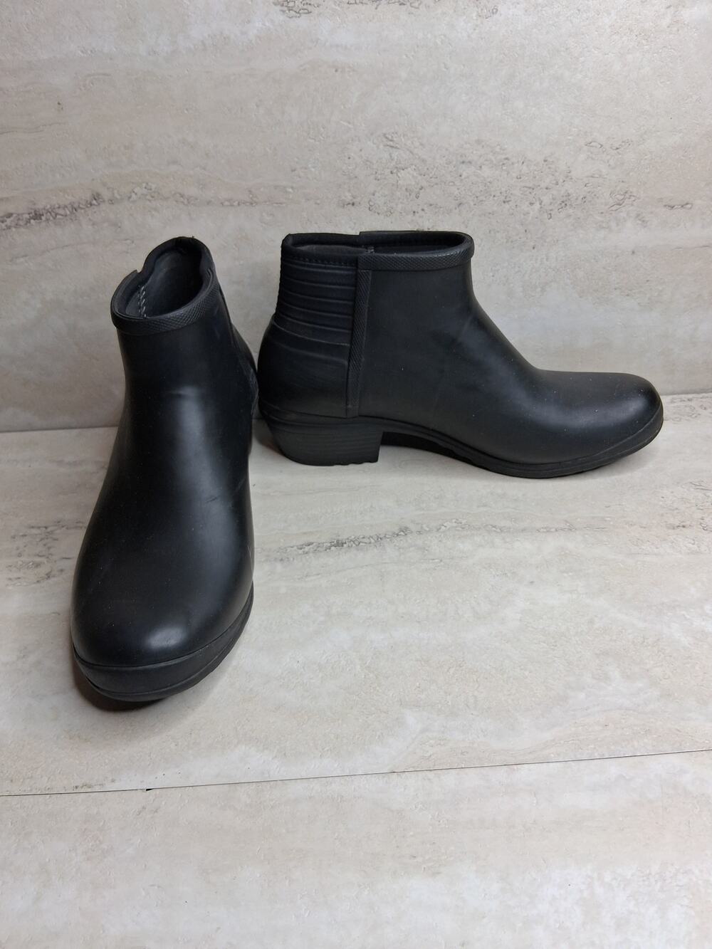 Ladies Bogs Vista Ankle Waterproof Boot Black Size 10 Stylish 1.5" Heel